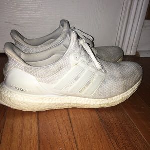 ADIDAS ULTRA BOOST- SIZE 11